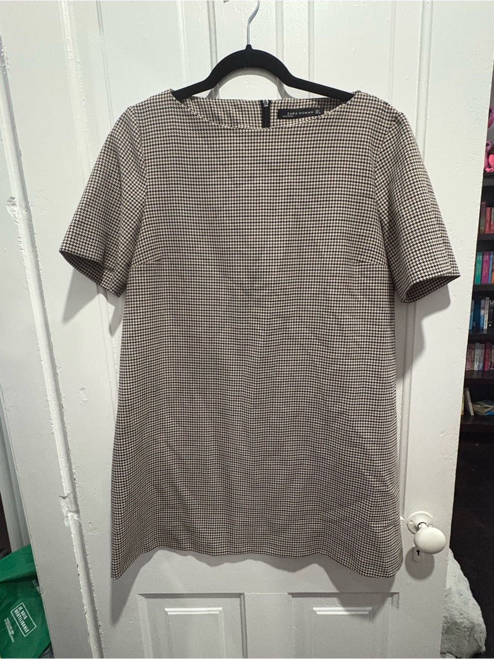 Zara Woman Tweed Houndstooth Shift Dress in Black, White and Brown
